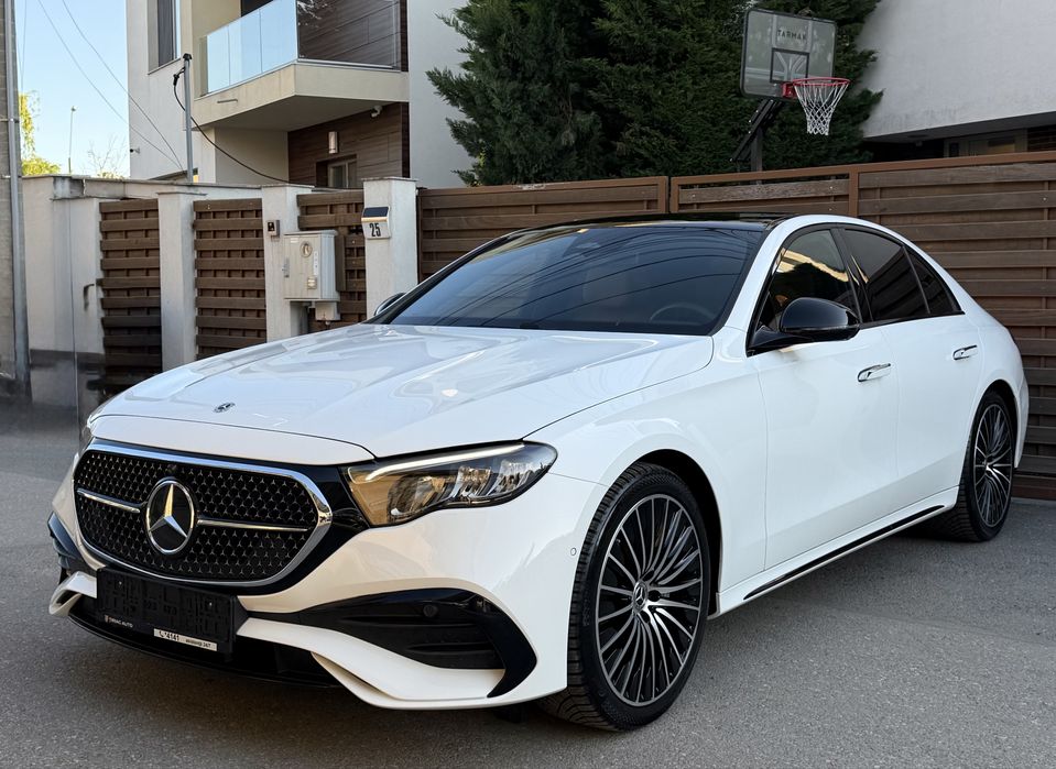 Mercedes-Benz E 200 AMG / Superscreen / NightPackage/ GARANTIE