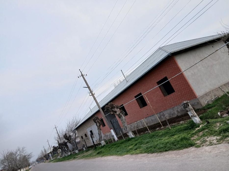 Uchaska sotiladi Piskent ,Chimqo'rg'on