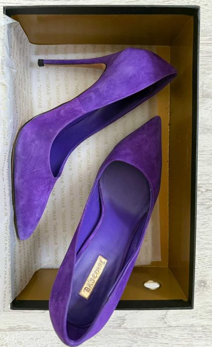 Туфли замшевые на каблуке