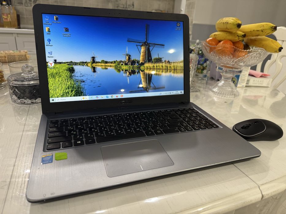 Продается ноутбук ASUS