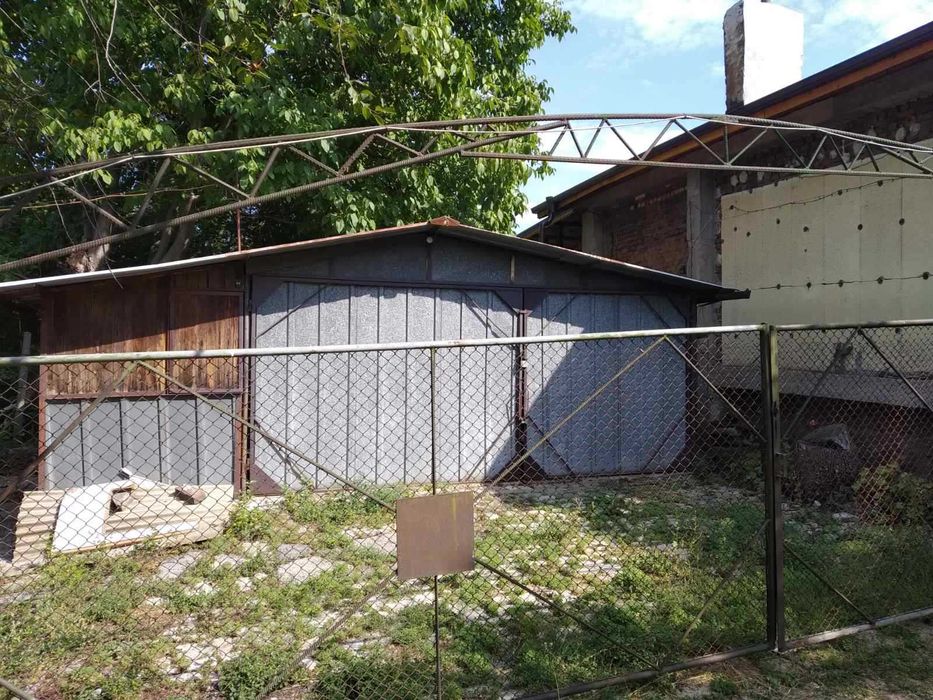 Директна продажба на къща гр.София кв.Орландовци 126кв Без комисионна!