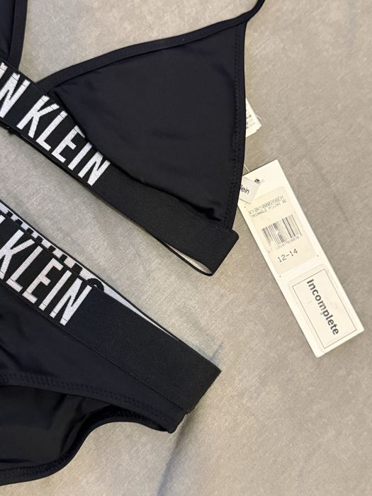 Нов бански Calvin Klein