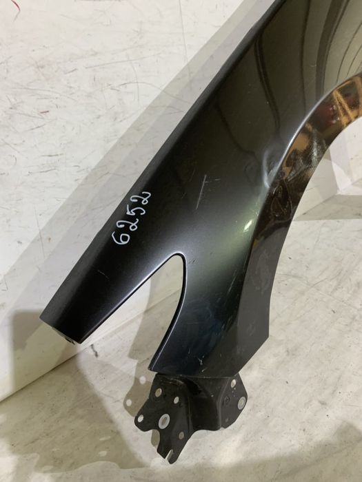Aripa stanga fata, Mazda 3, 2019, 2020, 2021, 2022, 2023, 2024.
