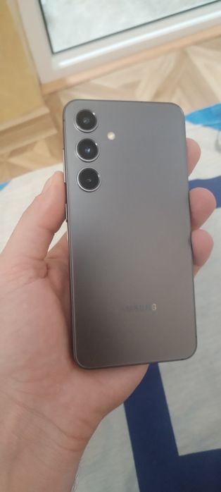 Samsung S24 impecabil ca nou