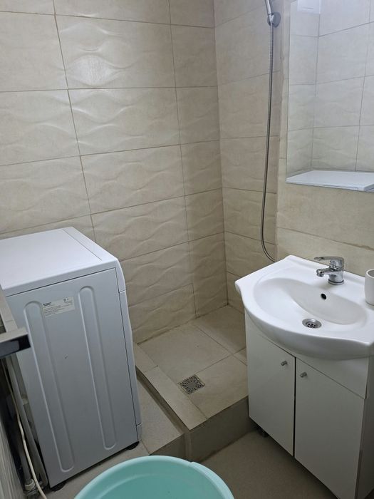 Garsoniera de închiriat zona Lapus