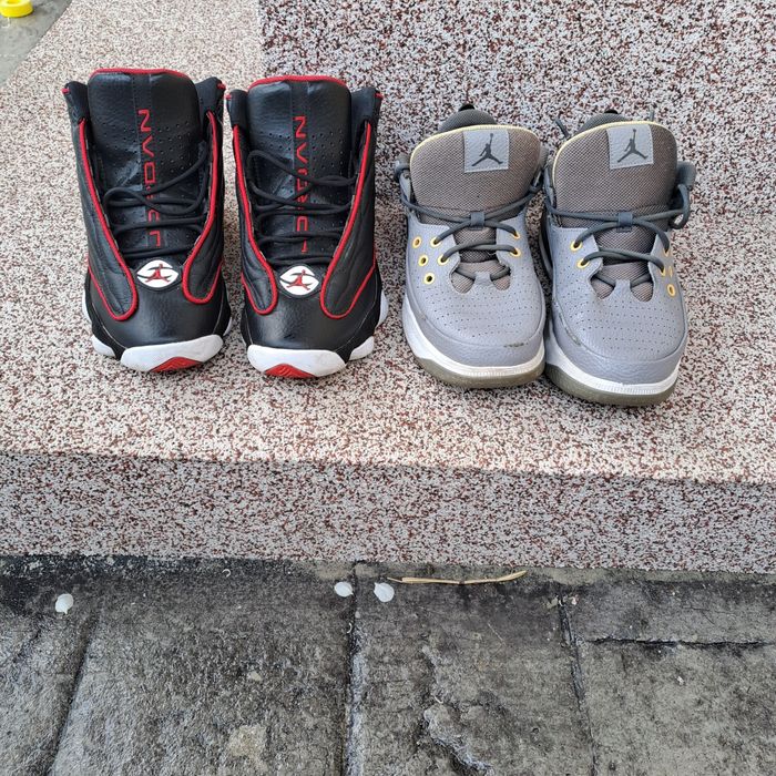 adidași Jordan foarte puțini folosiți