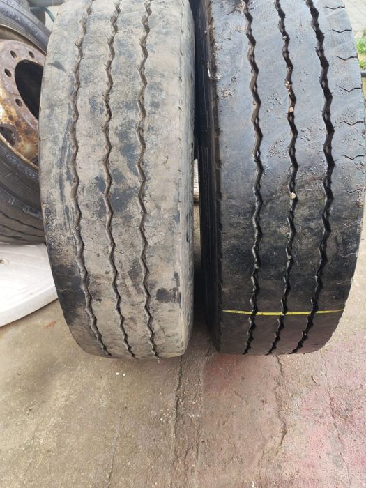 Vând anvelope 275x70x22,5