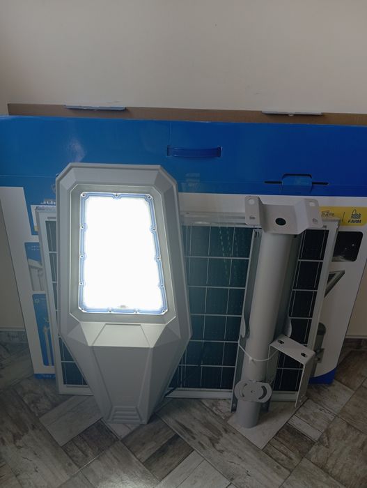 Соларна лампа JORTAN 600W