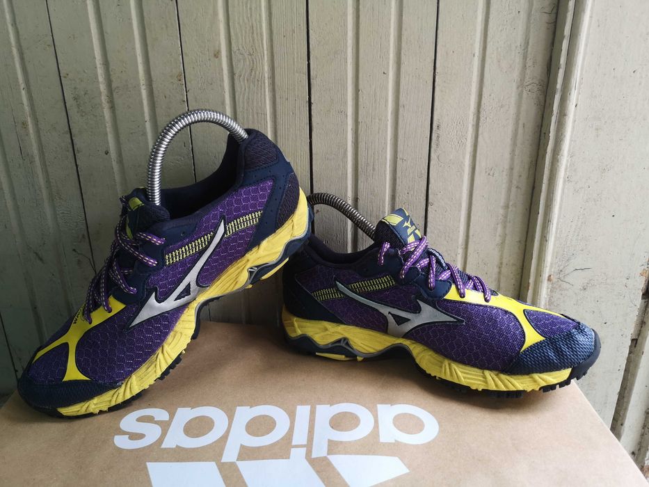 ''Mizuno Wave Ascend 8 ''оригинални маратонки 38 номер