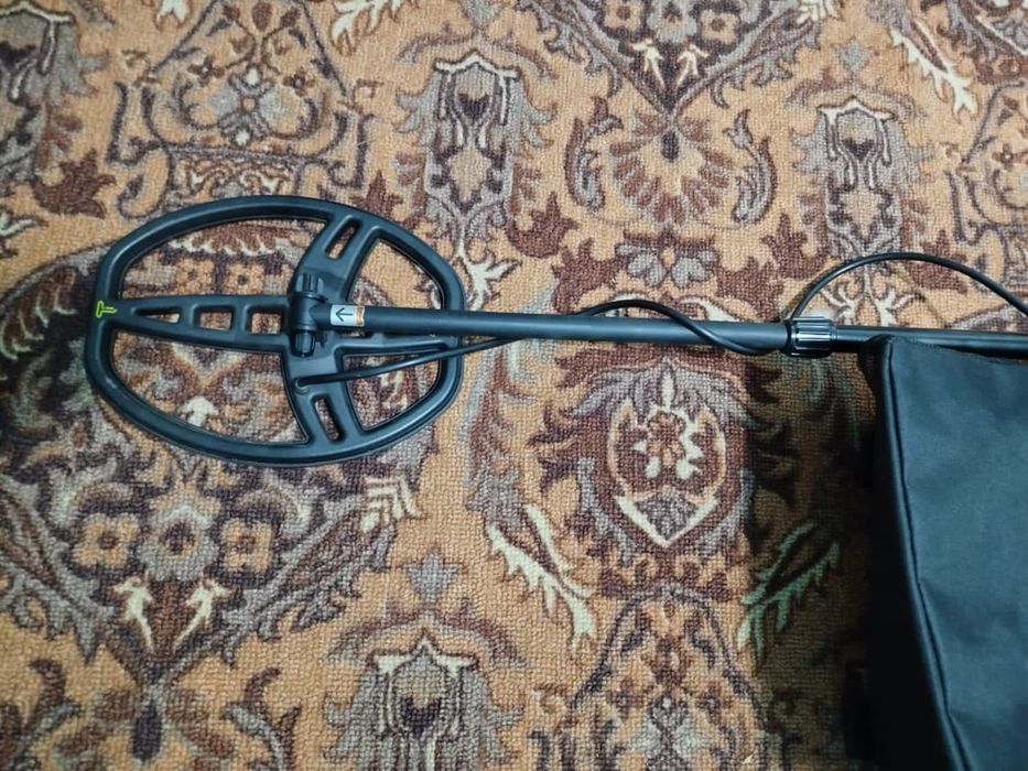 Продам металлоискатель