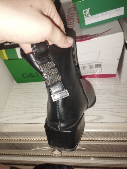 Ажойиб Этикча дейарли кийилмаган