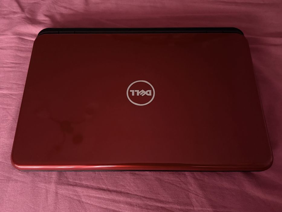 Лаптоп Dell Inspiron N5110 Червен