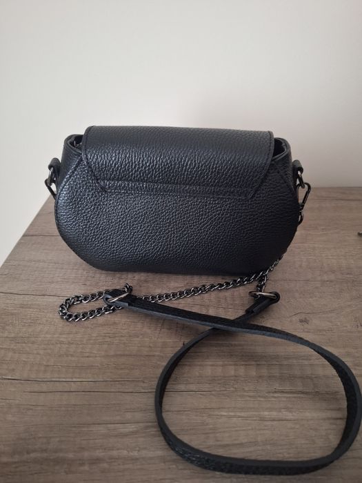 Дамска чанта. Стилна и красива.