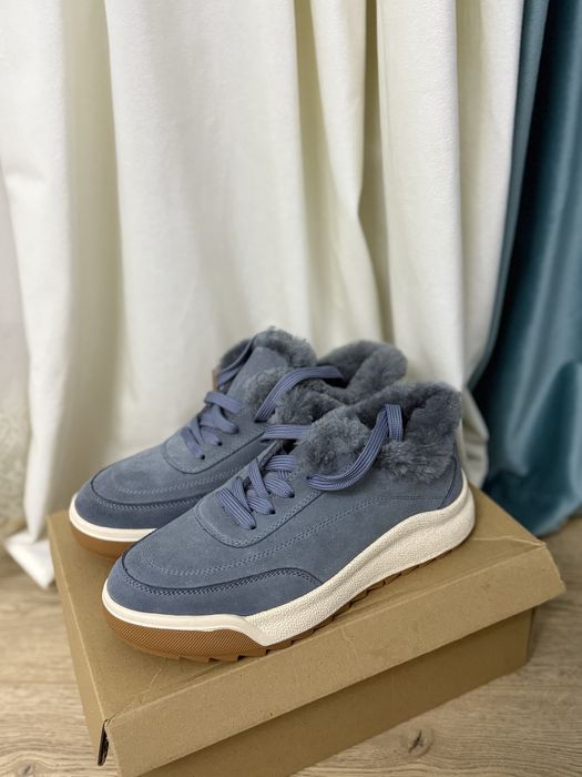 Зимние кроссовки