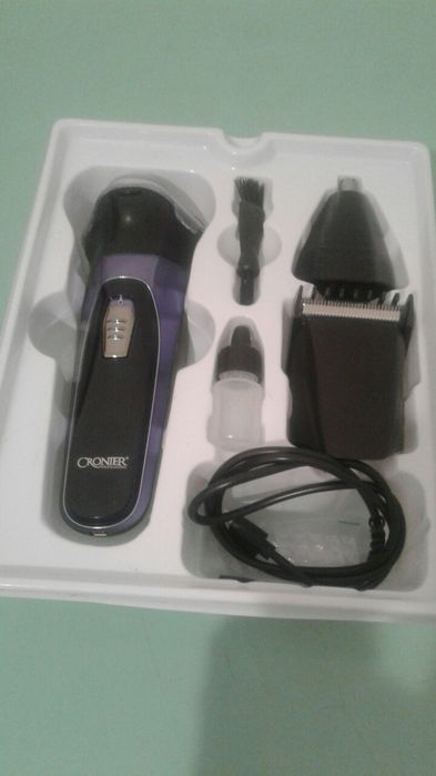 Триммер для ухода за лицом.