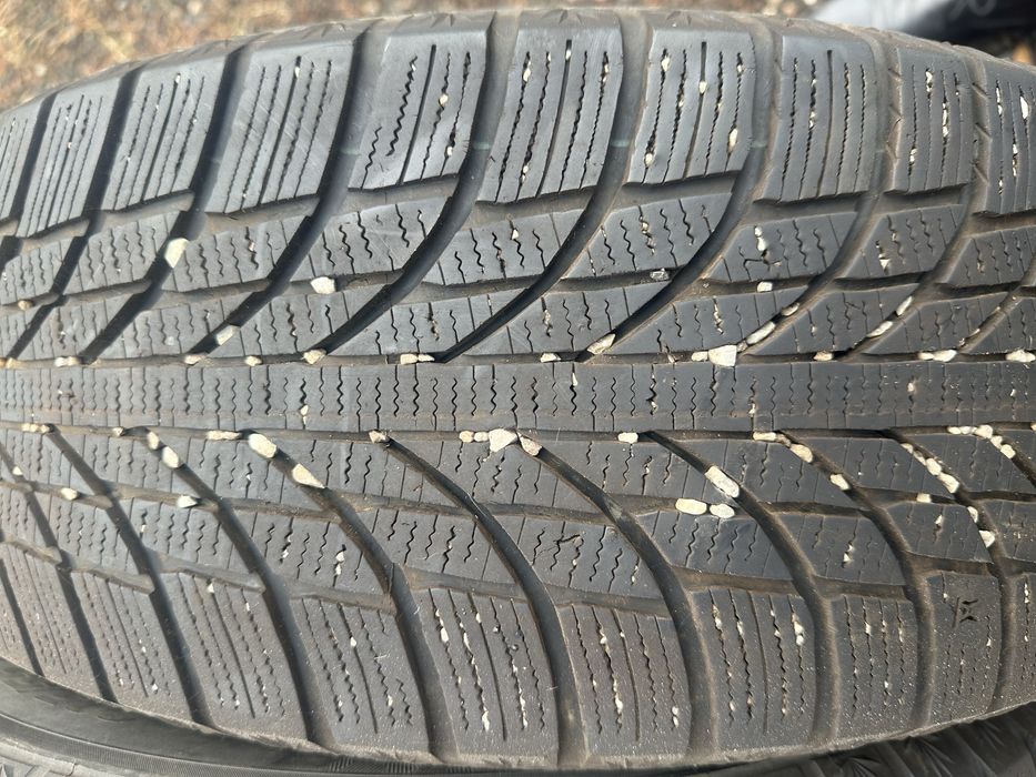 Зимние шины, состояние отличное
