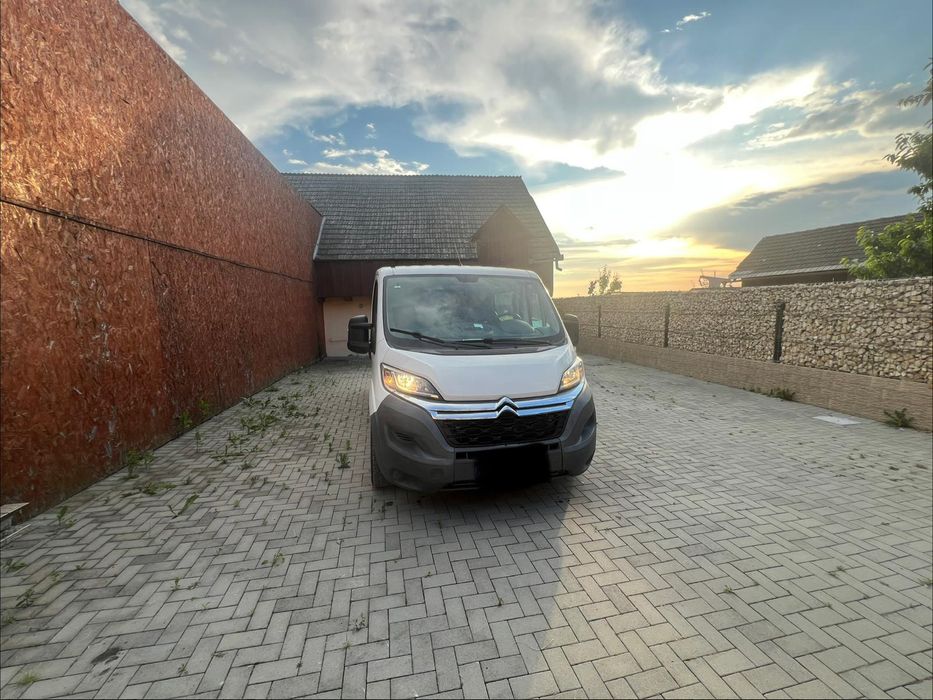 Citroen Jumper 2.2 Diesel 130 CP – 2014 – 6 locuri – AC – Pilot – 6 viteze