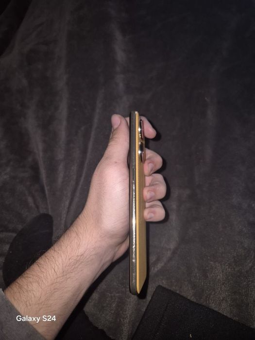 Продам oppo reno 8t