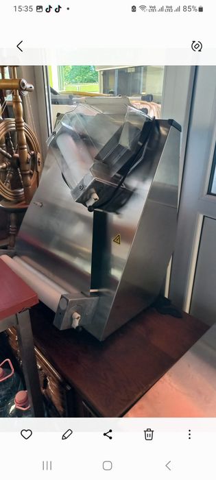 Vând marmida gaz și electrica