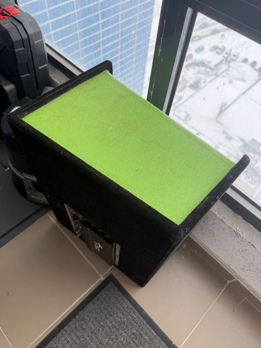 Продам активный Сабвуфер