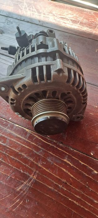 Alternator Opel Astra H 1.7 Dth
