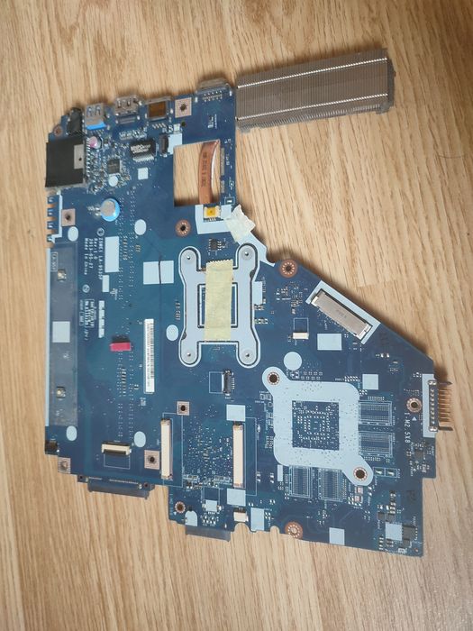 Placa de baza laptop Acer Aspire E1-570 - i3-3217u - Funcțională