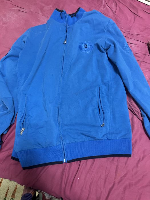 Продам брендовые спортивные костюмы в отличном состочний