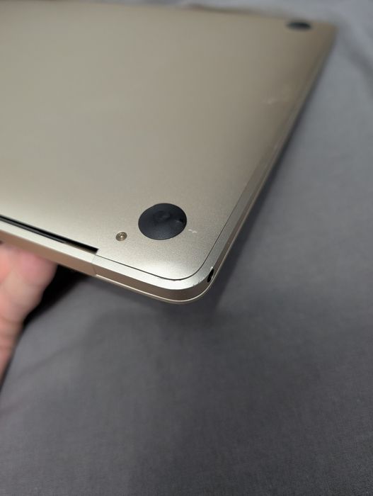 Macbook 12 2015 года