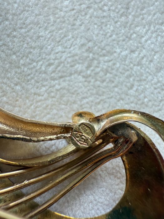 Bijou brosa exceptionala unicata 24 k 10 g cu rubin