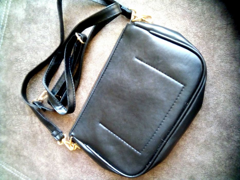 Продавам нова дамска чанта