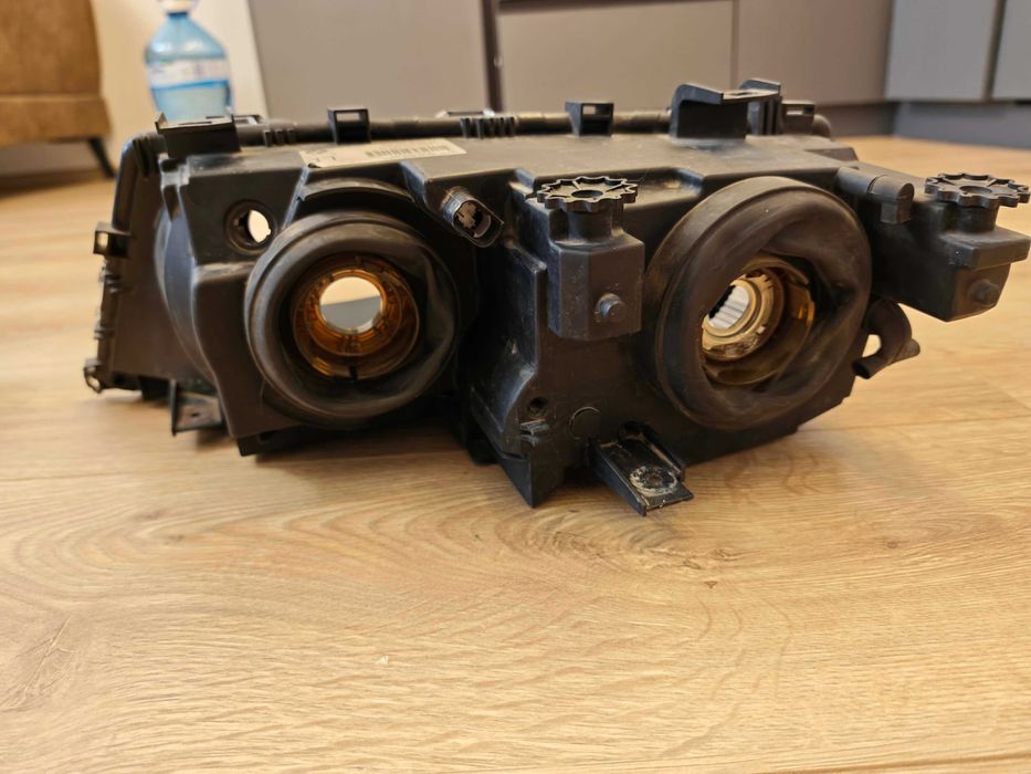 Фарове за БМВ е46 седан/ комби