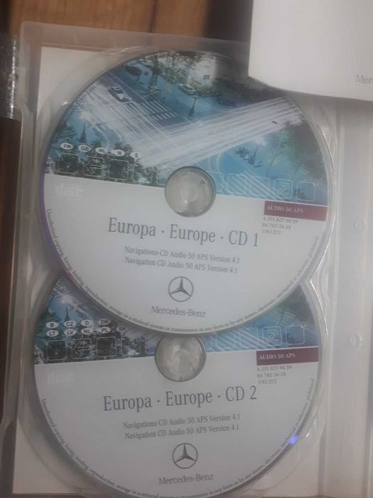Оригинален сет навигация 4 DVD диска за Мерцедес cls,slk, e classe
