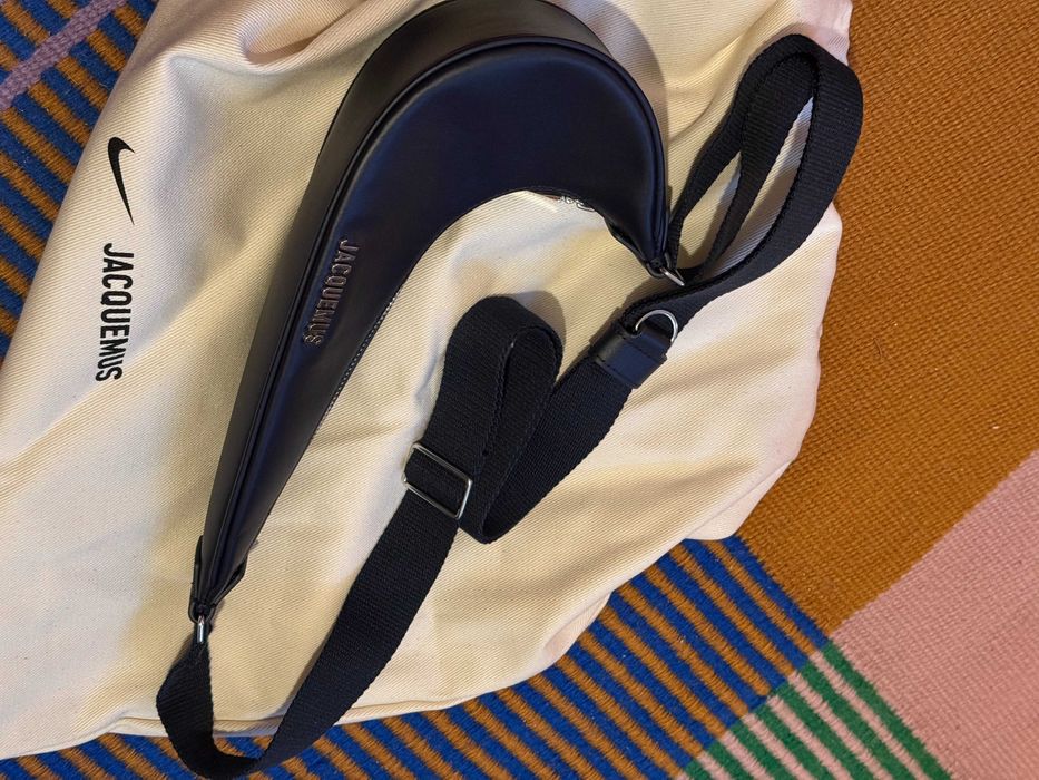 Чанта Nike x Jacquemus