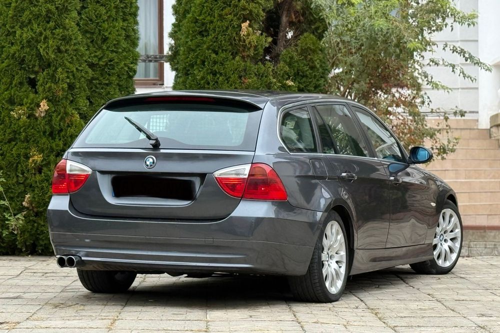 Dezmembrez bmw e91 330d m57 235cp manual volan stanga