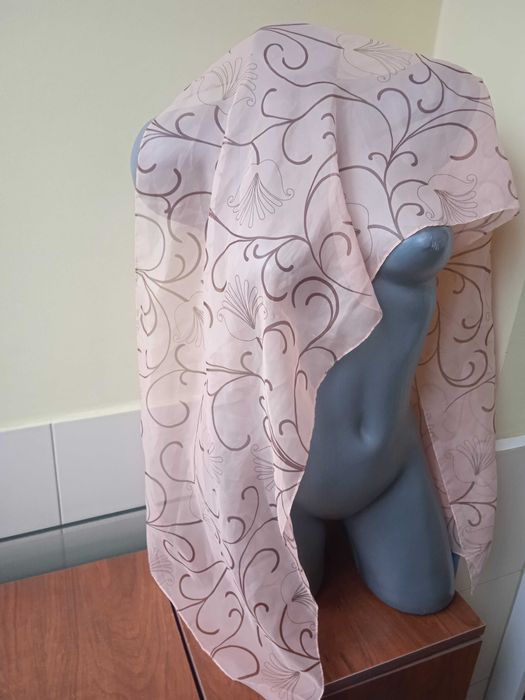 Дамски тънък и фин шал / фишу / аксесоар