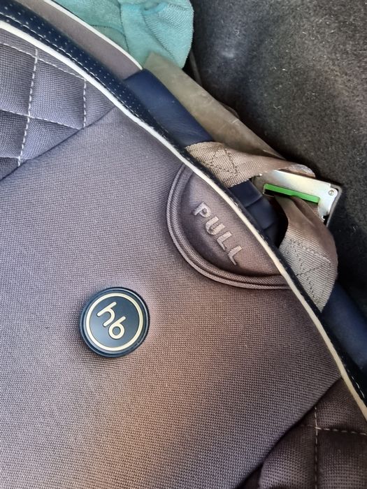 Продам автокресло БУ