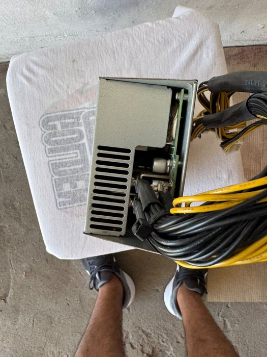 Продам Блок Питания BITMAIN 1600w
