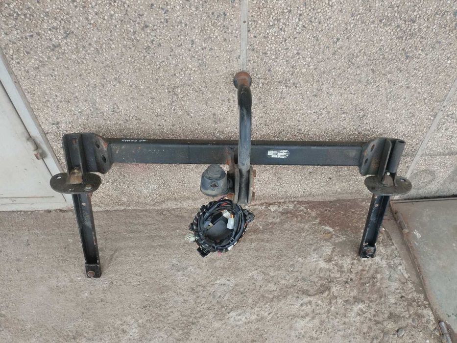 Теглич за Fiat Punto