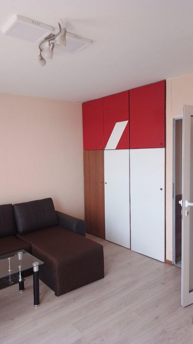 Дава се под наем Двустаен апартамент в София, Банишора - 80 кв.м за 575 € - Снимка #2