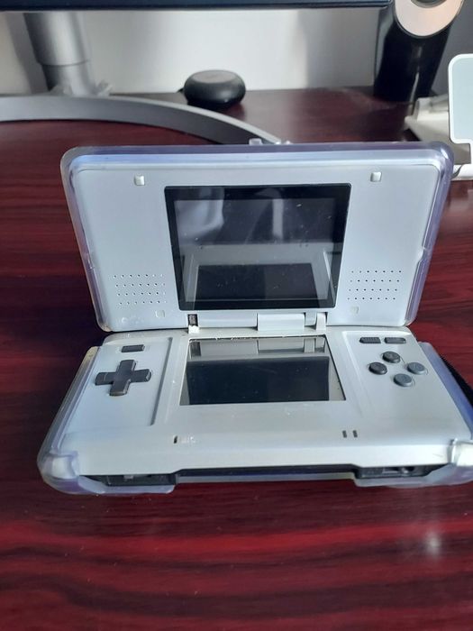 Nintendo ds prima varianta