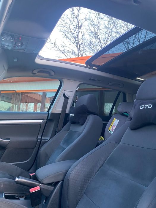 Vând Golf 6 1.6 TDI