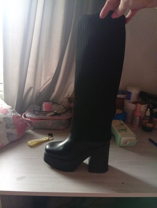 Продам красивы ботинки