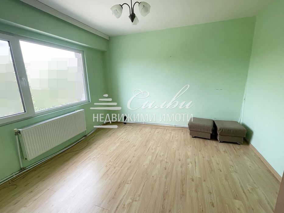 Двустаен апартамент - кв. Тракия