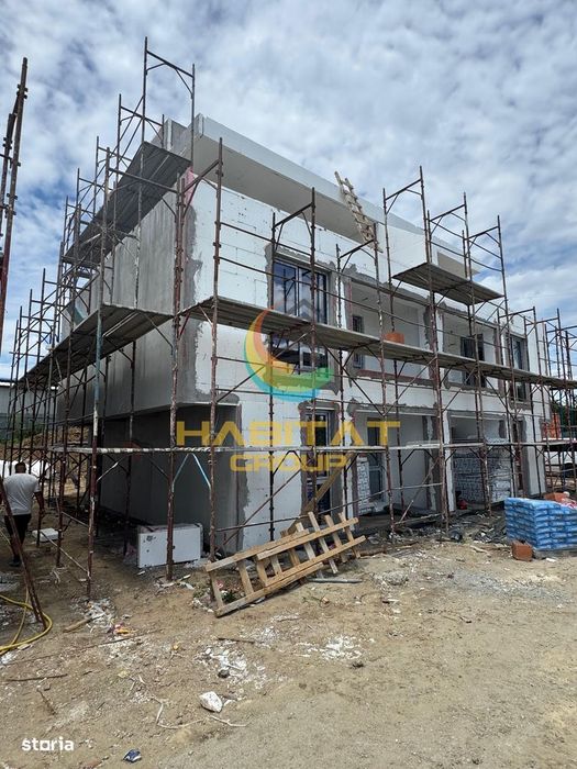 Vânzare Vilă Duplex pe Splaiul Unirii !
