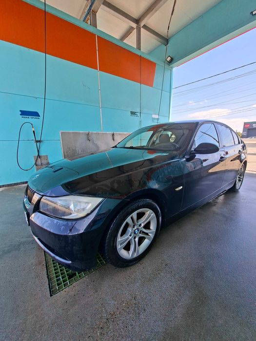Vând BMW e90 2.0 163cp