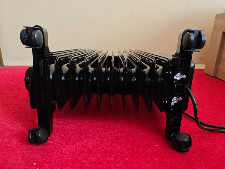 Маслен радиатор Kumtel KUM-1240S