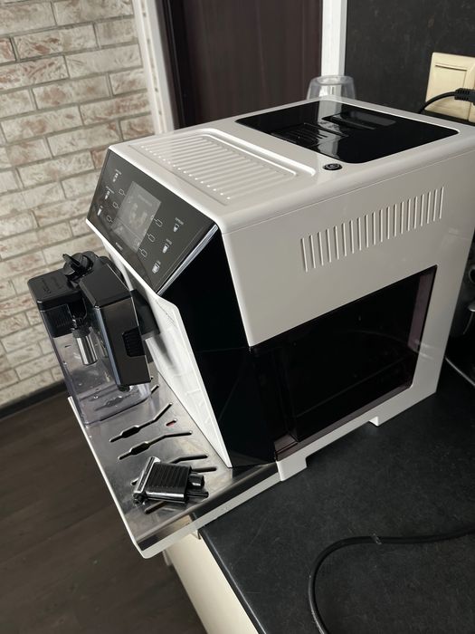 Кафемашина Delonghi Primadonna Class