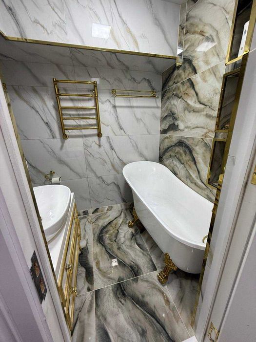 Продается квартира 2/1/4 По доступный ценой!  Супер локатсия!