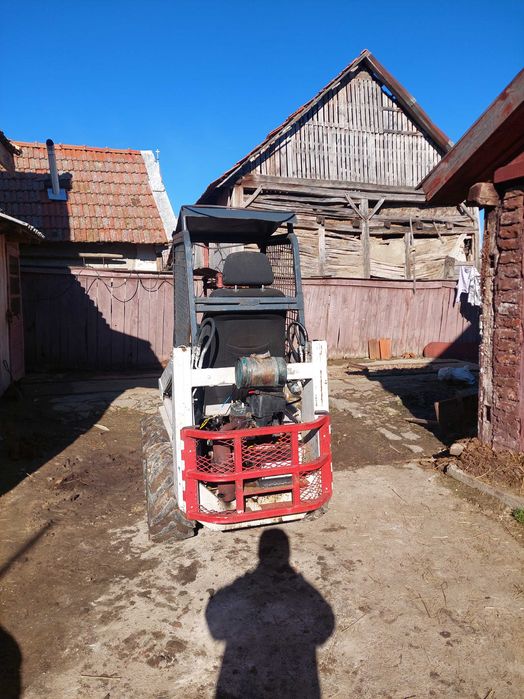 Vand sa schimb miniincacaor bobca in stare perfecta de functionare