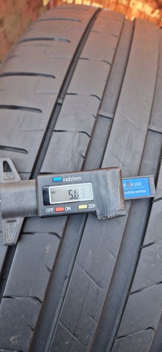 2 Anvelope Pirelli 255 40 R20 de vara . Dot 2023